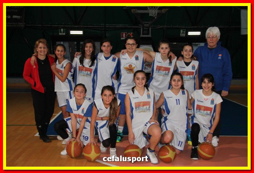 150228 Basket_U13F 021_tn.jpg